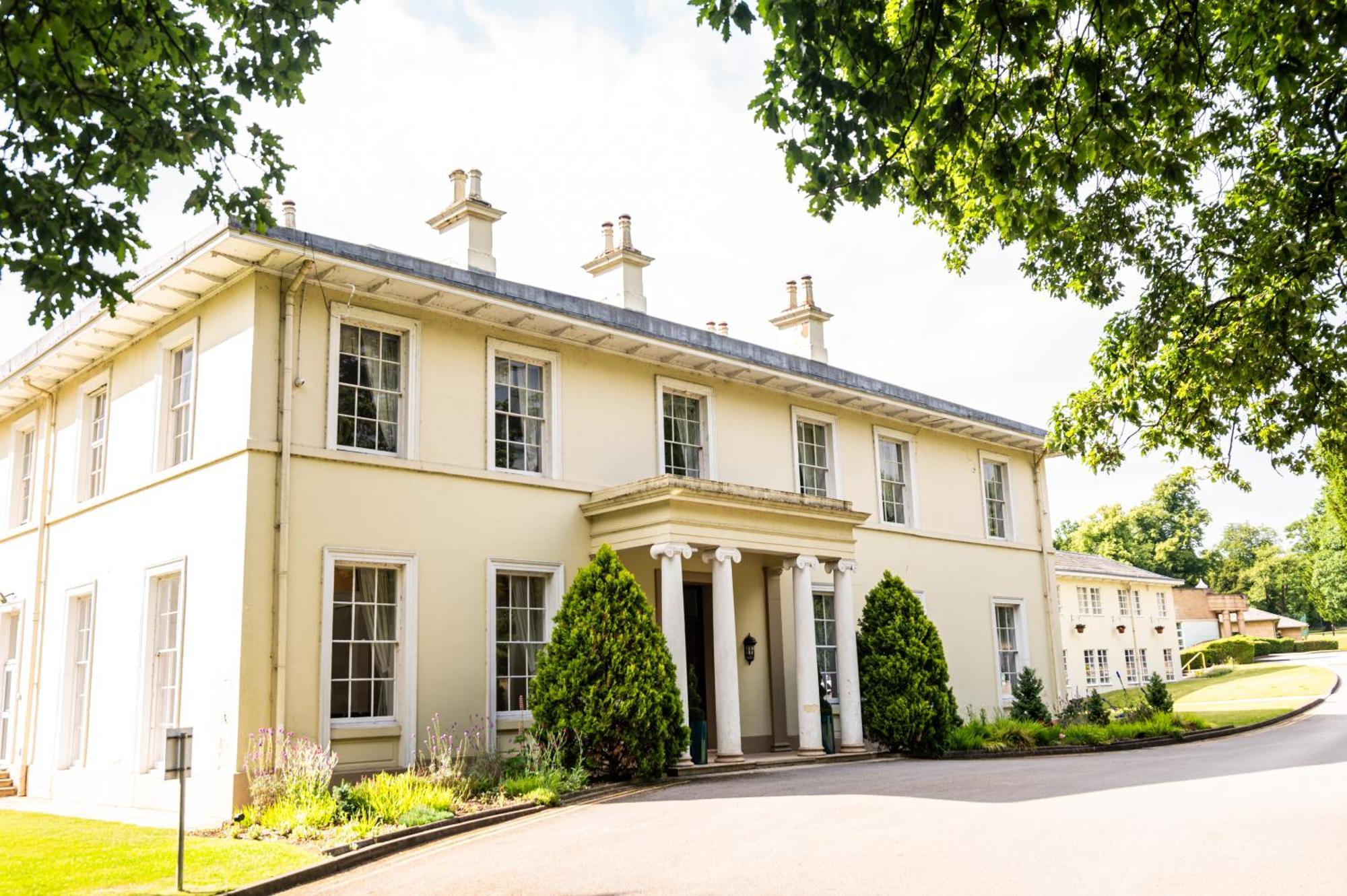 Eastwood Hall Hotel Exterior photo